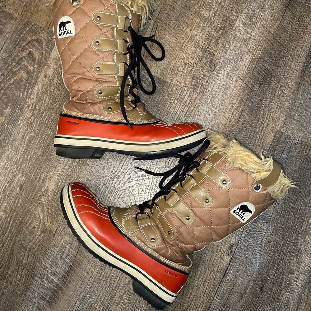 Size 7 Sorel Joan of Artic Winter Boots